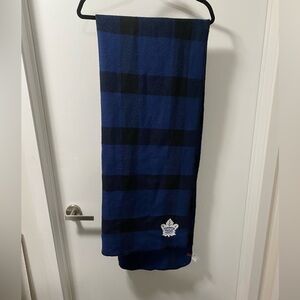 Roots Toronto Maple Leafs Scarf